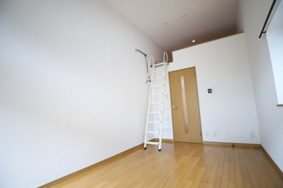 【セキュリティ】 | ルミエール・ドゥ | 別号室の写真になります。現況優先。