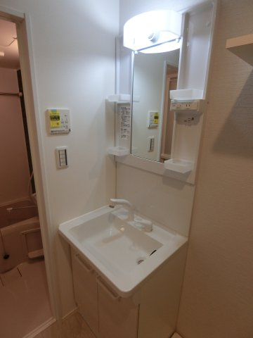 ガーデンヒルズ武蔵小杉の洗面所|他のお部屋の参考写真となります。