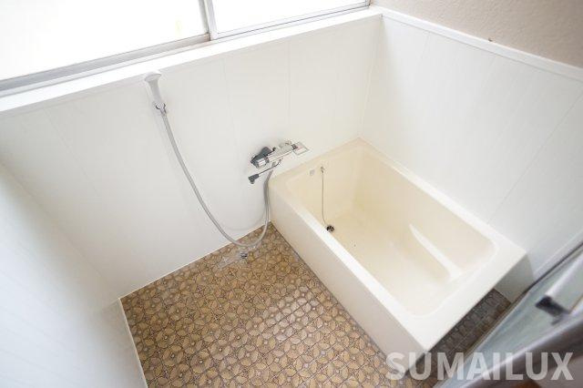 出水3丁目戸建の浴室