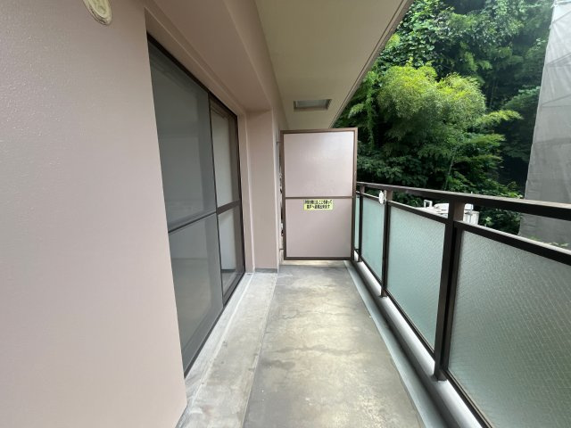 キャッスルコート男山のバルコニー