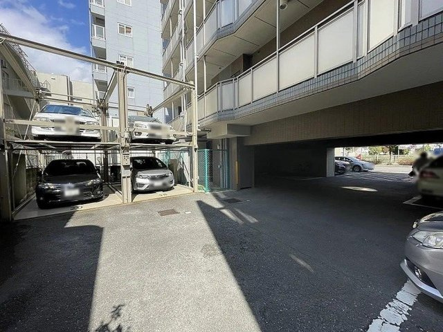 デュアル四條畷の駐車場|駐車場
■物件内覧・資金計画相談・住宅ローン相談、リフォーム相談、お問合せ受付中■
※当日・翌日のご内覧、ご相談はお電話でのお問合せがスムーズです！