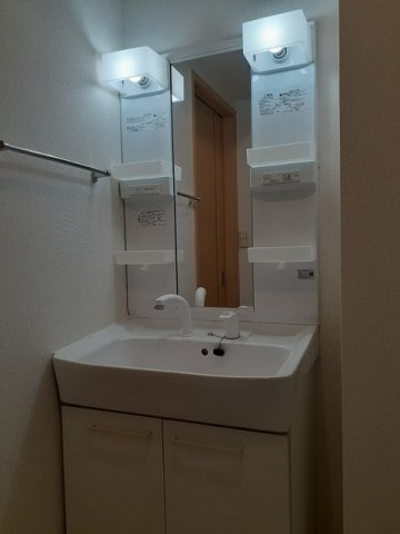 サンウィッシュ　Ａの洗面所|コンパクトで使いやすい洗面所