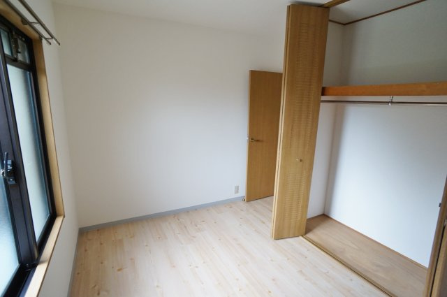 宝塚彩悠館の寝室