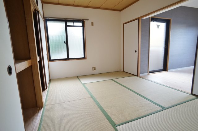 宝塚彩悠館の寝室