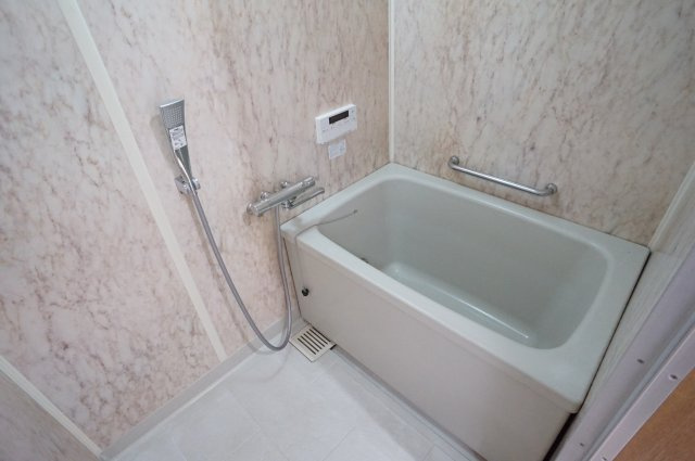 宝塚彩悠館の浴室