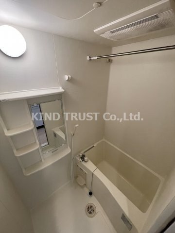 プレサンス梅田北パワーゲートの浴室|コンパクトで使いやすいお風呂です
