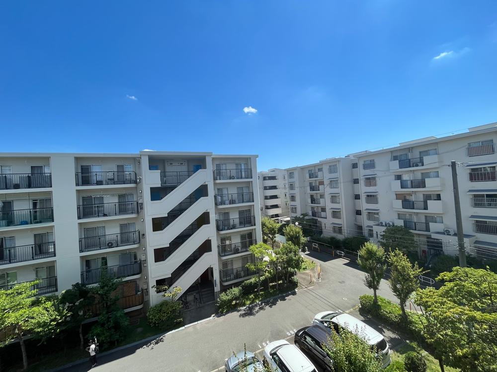 住道駅前住宅22号棟の展望|■物件内覧・資金計画相談・住宅ローン相談、リフォーム相談、お問合せ受付中■
※当日・翌日のご内覧、ご相談はお電話でのお問合せがスムーズです！