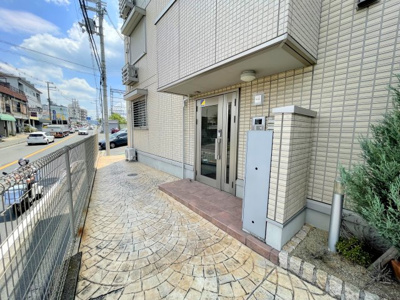 【エントランス】 | メルベーユ・メゾン土師ノ里