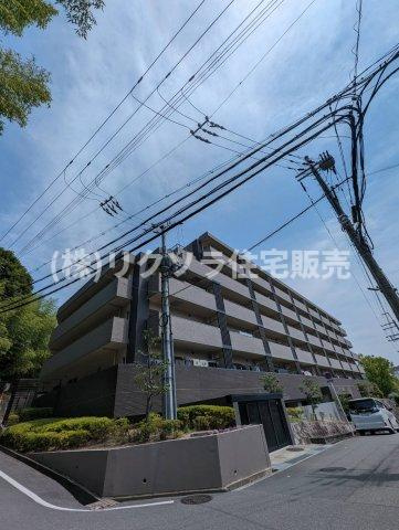 アリスト枚方香里ヶ丘の外観|新しい生活にいかがでしょうか？外観はお住まいの顔になります。こだわりたいポイントですね。水回りリフォームやリノベーションも承ってます。
■現地見学・資金計画相談・住宅ローン相談もお問合せ受付中■