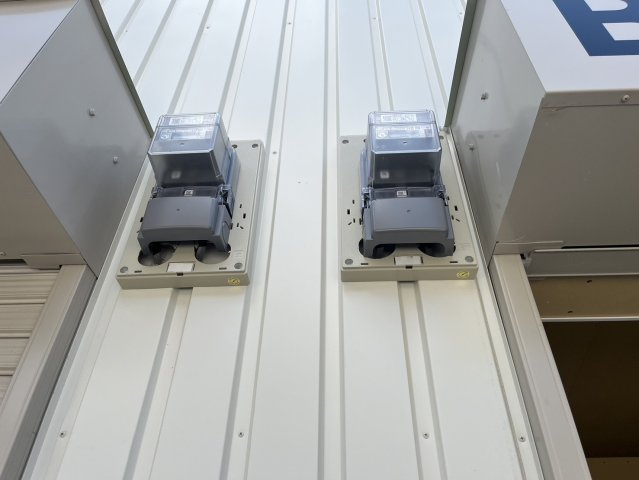 大庄西町2丁目563番3シャッター付ガレージ