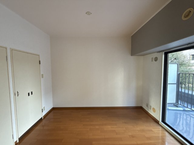 クリーンピア南大路時計台の洋室