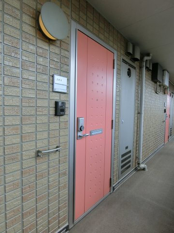 グランビア神田の玄関