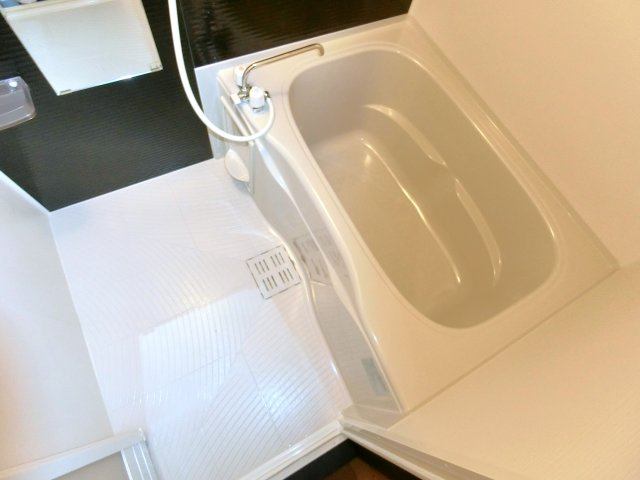 ＩＣＨＩＮＯＭＩＹＡ　ＢＡＳＥの浴室