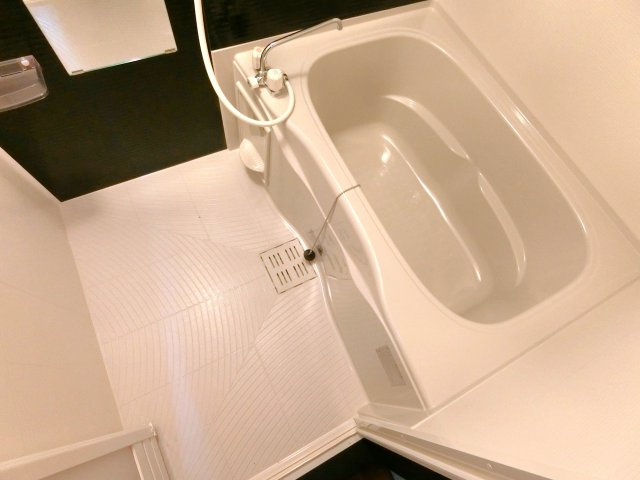 ＩＣＨＩＮＯＭＩＹＡ　ＢＡＳＥの浴室