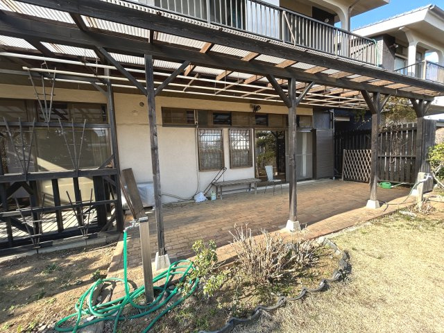 つくば市樋の沢　建物面積74坪の邸宅の庭|現地外観写真