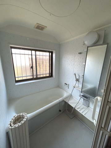 つくば市樋の沢　建物面積74坪の邸宅の浴室|広さがありゆったりくつろげるバスルーム