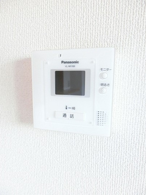 【セキュリティ】 | コンフォールヴィラ | ※別部屋参考写真
