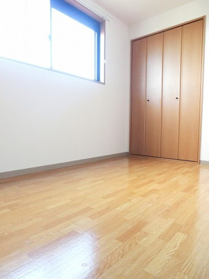 【寝室】 | コンフォールヴィラ | ※別部屋参考写真