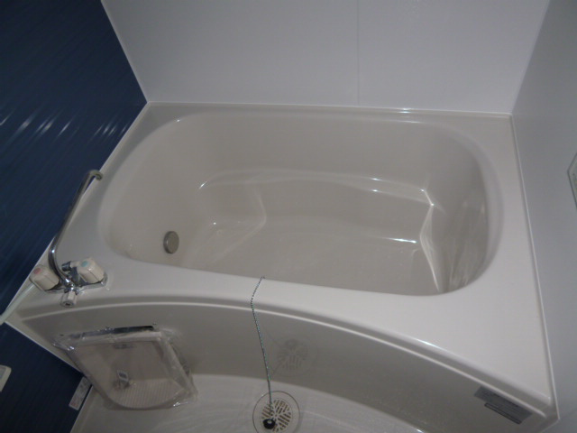 ルミエールＣの浴室|追い焚きバス