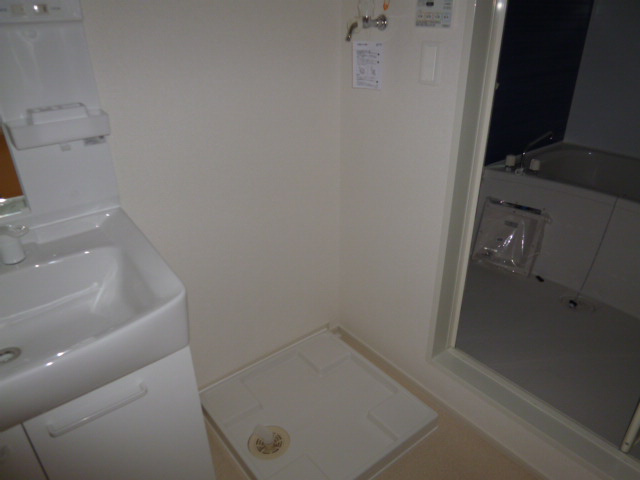 ルミエールＣのその他|室内洗濯機置き場