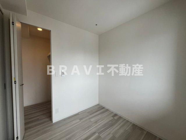 アーバネックス南新町 BRAVI不動産の寝室|スタンダードな洋室です