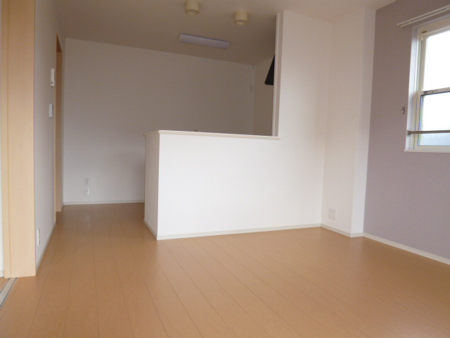 ルミエールＣの居間・リビング|ダイニング