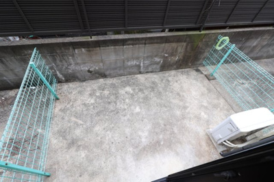 【バルコニー】 | アーバン高宮 | 別号室の写真になります。現況優先。
