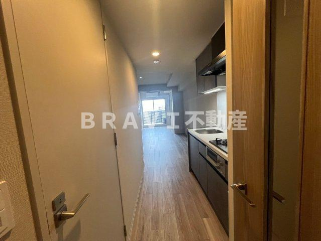 アーバネックス南新町 BRAVI不動産の内装|明るい色調の室内です