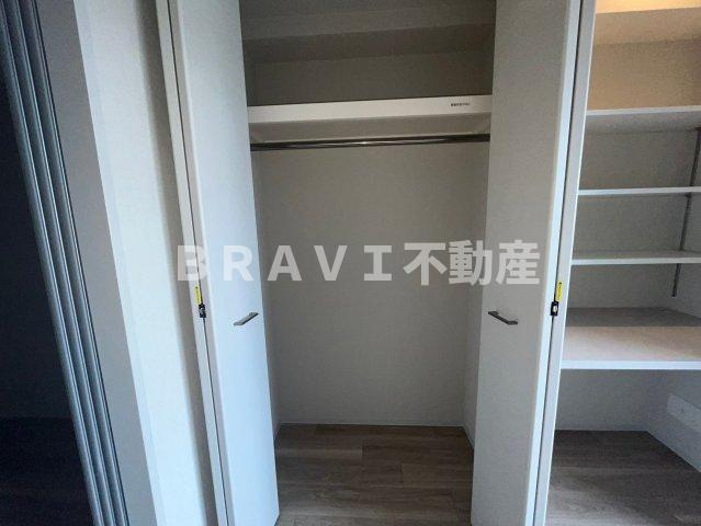 アーバネックス南新町 BRAVI不動産の収納|十分な収納スペースがあります