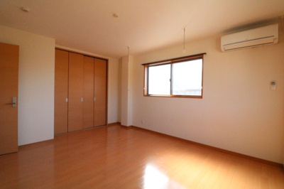 【洋室】 | フローリッシュ豊浜 | 別号室の写真になります。現況優先。