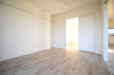 【洋室】 | ディアスリバーサイドA棟