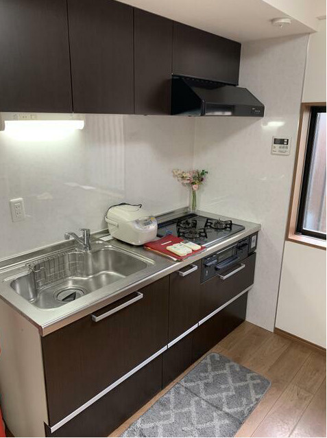 西富仲町戸建のキッチン