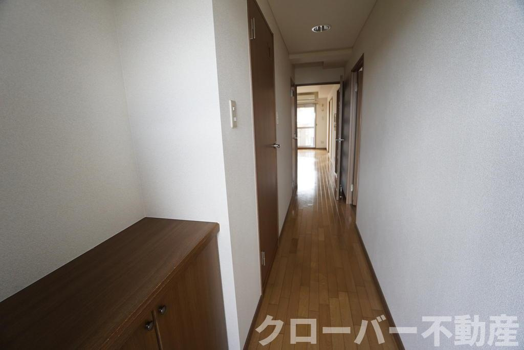 ラヴァーズガーデンⅠの玄関