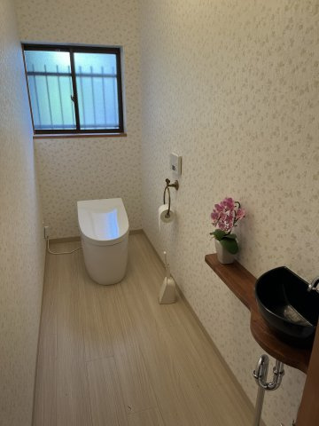 岩出市宮・中古戸建・54568のトイレ