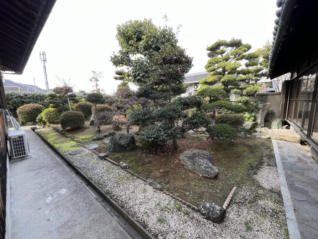 岩出市宮・中古戸建・54568の庭