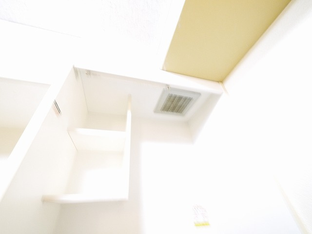 レオパレス冨田のキッチン|お料理しやすいキッチンです