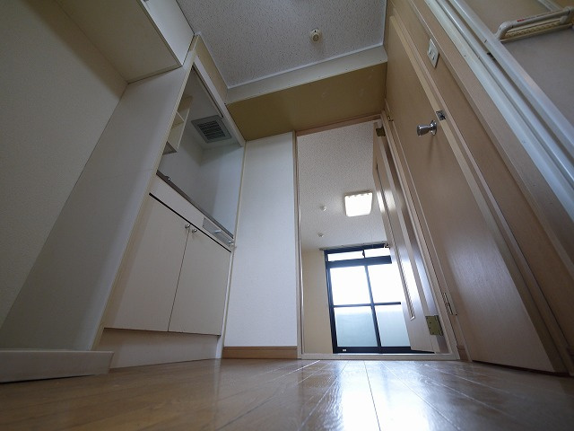 レオパレス冨田のキッチン|きれいなキッチンです