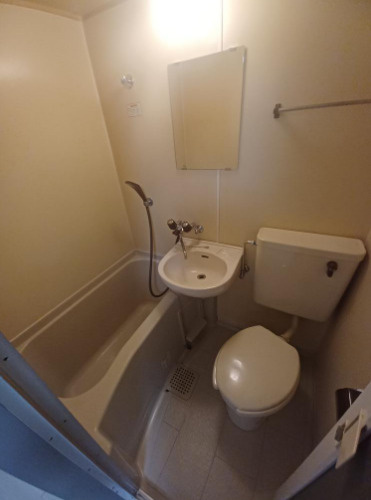 大津市中央２丁目の事務所のトイレ|トイレです