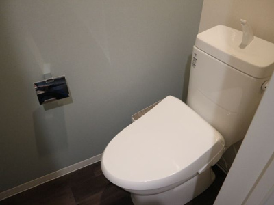 【トイレ】 | シェリム九大学研都市 | 別号室の写真になります。現況優先。