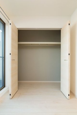 【収納】 | J・プレミアムリゾート | 別号室の写真になります。現況優先。