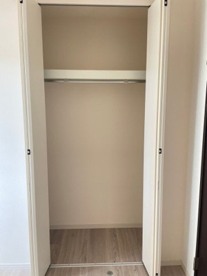 【収納】 | マイプレイス千早駅前 | 別号室の写真になります。現況優先。