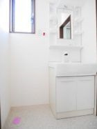 【洗面所】 | ルーチェ香椎 | 別号室の写真になります。現況優先。