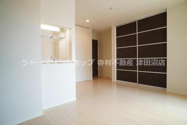 メゾン藤崎の居間・リビング