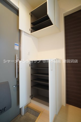 メゾン藤崎の玄関