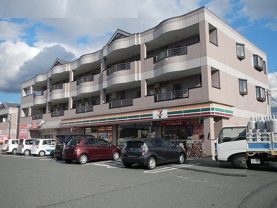 ファインの周辺|セブンイレブン下地店まで750m