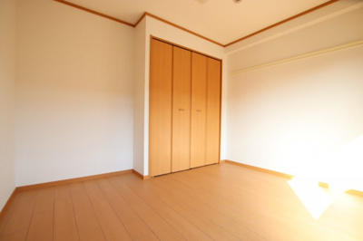 【洋室】 | トリニティーグレース