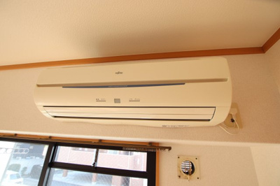 【設備】 | トリニティーグレース | エアコン