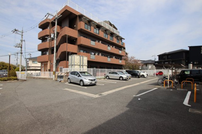 【駐車場】 | トリニティーグレース