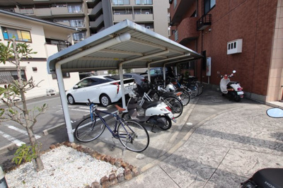 【その他共用部分】 | トリニティーグレース | 駐輪場