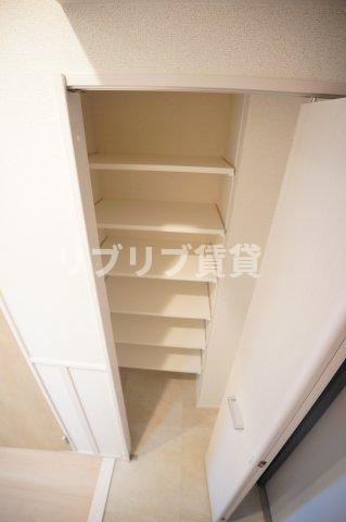 スアヴィス千葉の玄関